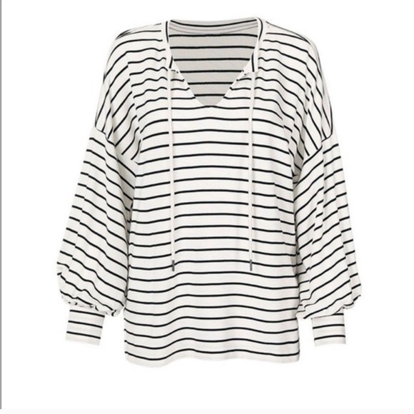 CAbi 5746 Relax Game Day Striped Long Sleeve Top Sweatshirt Black White Large - Picture 3 of 15